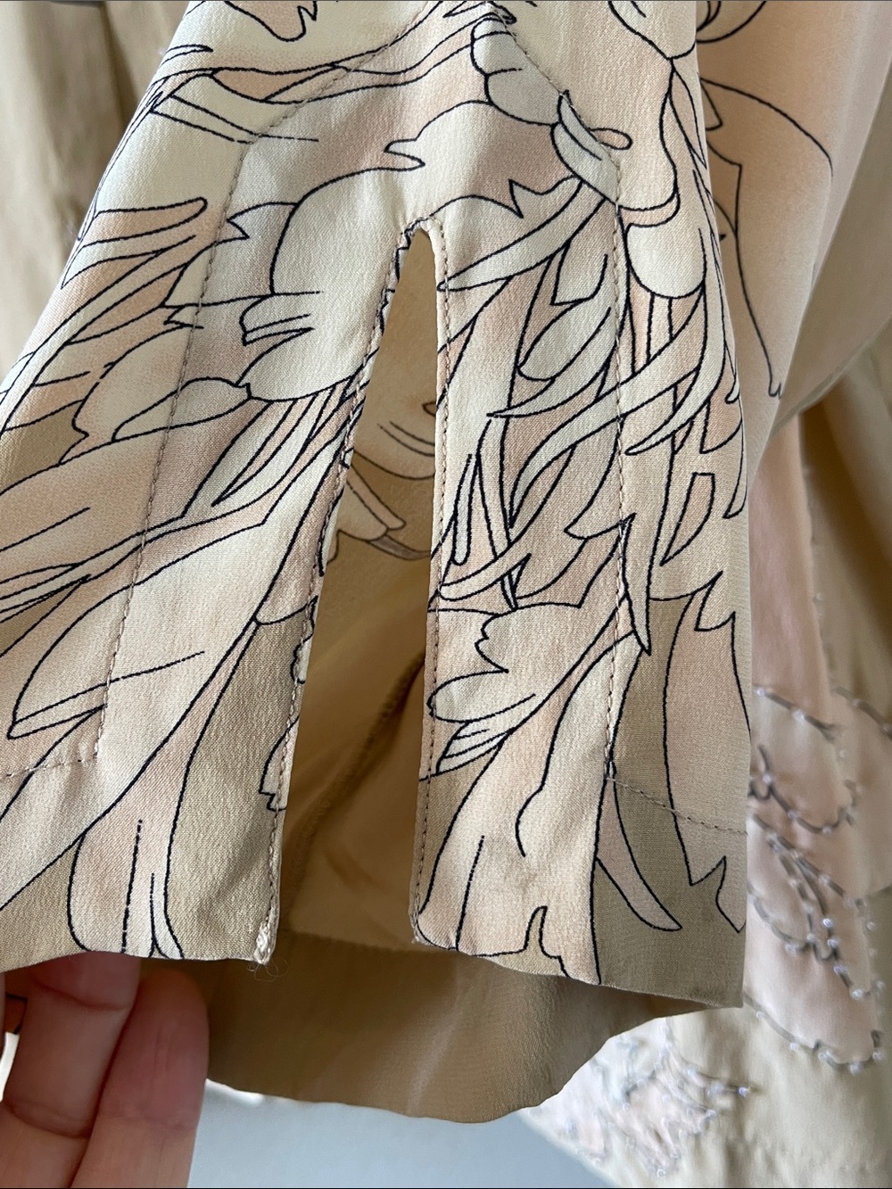 Vintage Silk beaded unlined jacket Beige Floral , Beards Button-Front - Picture 4 of 11
